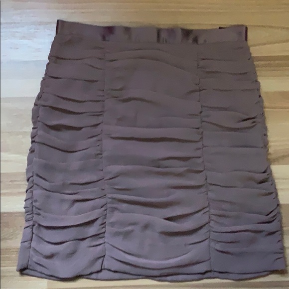 Taupe skirt - Picture 1 of 4